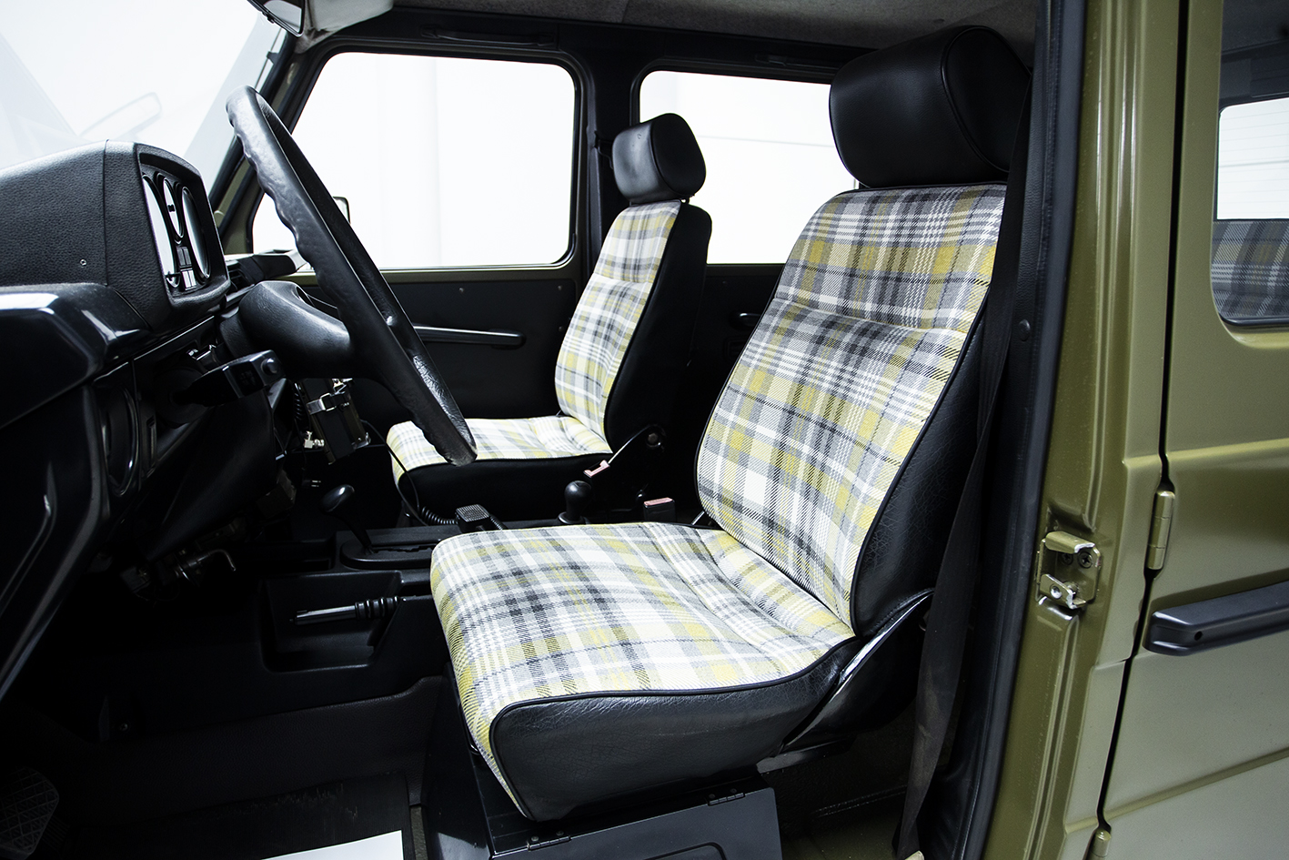 Mercedes-Benz / G 230 Stery Puch