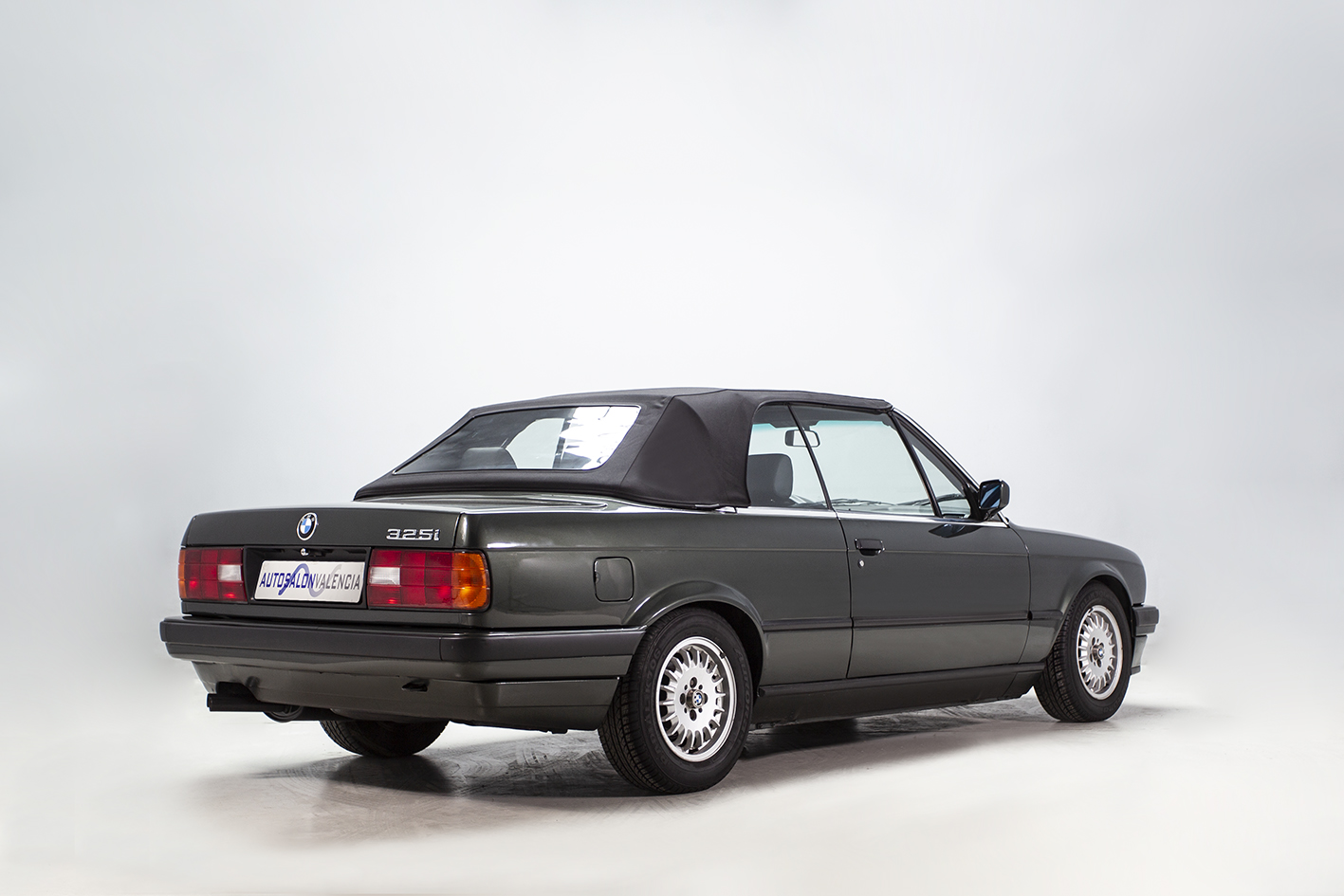 BMW / 325i Cabriolet automático (E30)