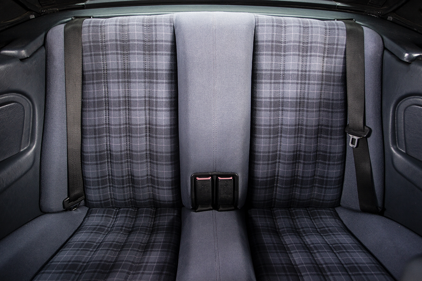 BMW / 318i Cabriolet (E30)