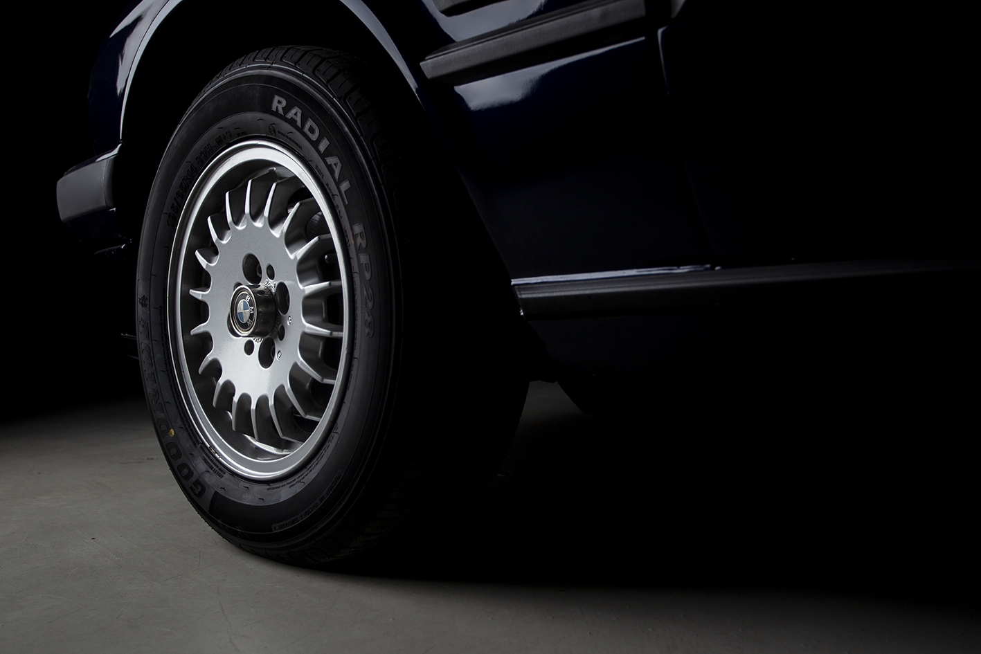 BMW / 318i Cabriolet (E30)