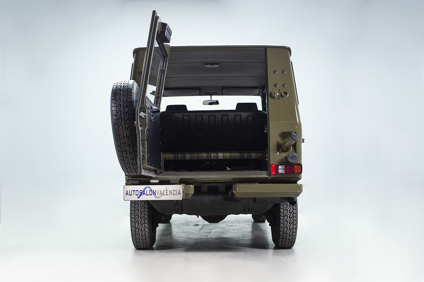 Mercedes-Benz / G 230 Stery Puch