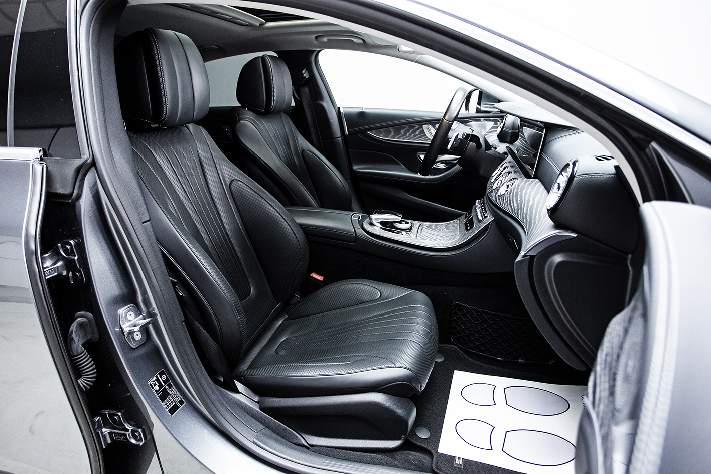 Mercedes-Benz / CLS 350 4Matic