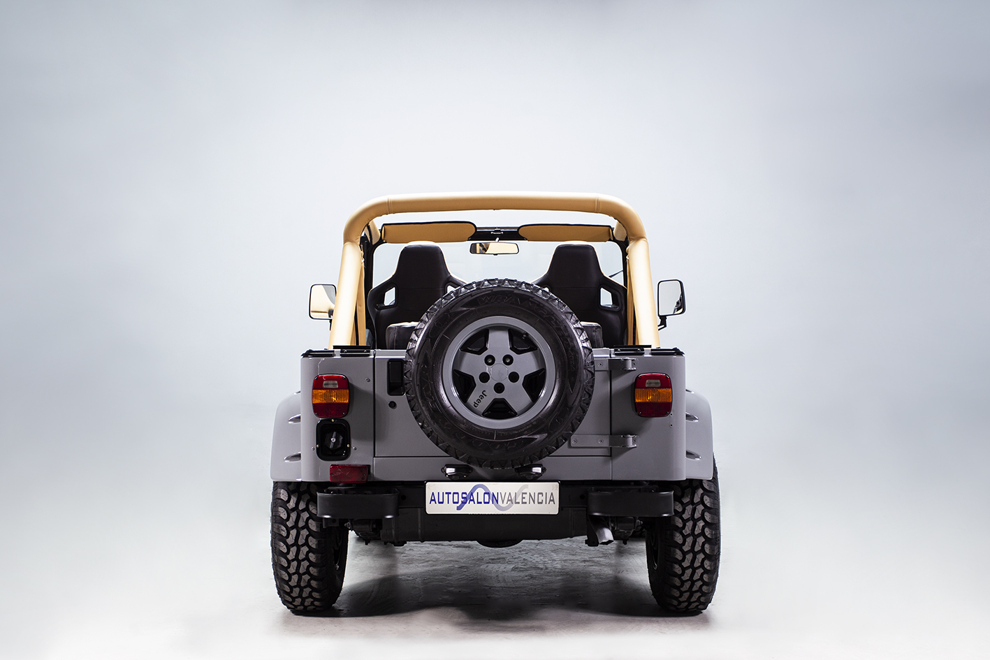 Jeep / Wrangler 2.5 Soft Top YJ