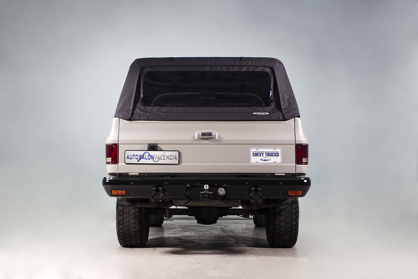 Chevrolet / K5 Blazer M1009