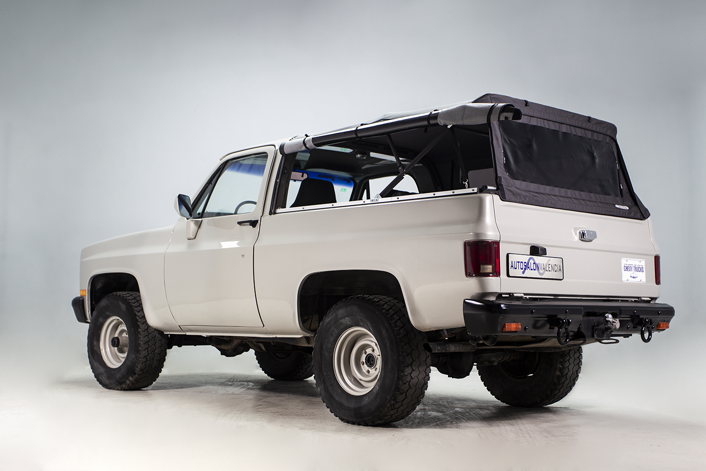 Chevrolet / K5 Blazer M1009