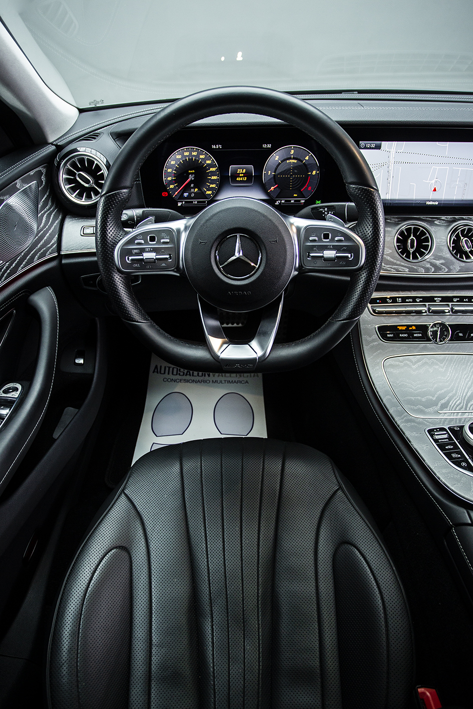 Mercedes-Benz / CLS 350 4Matic