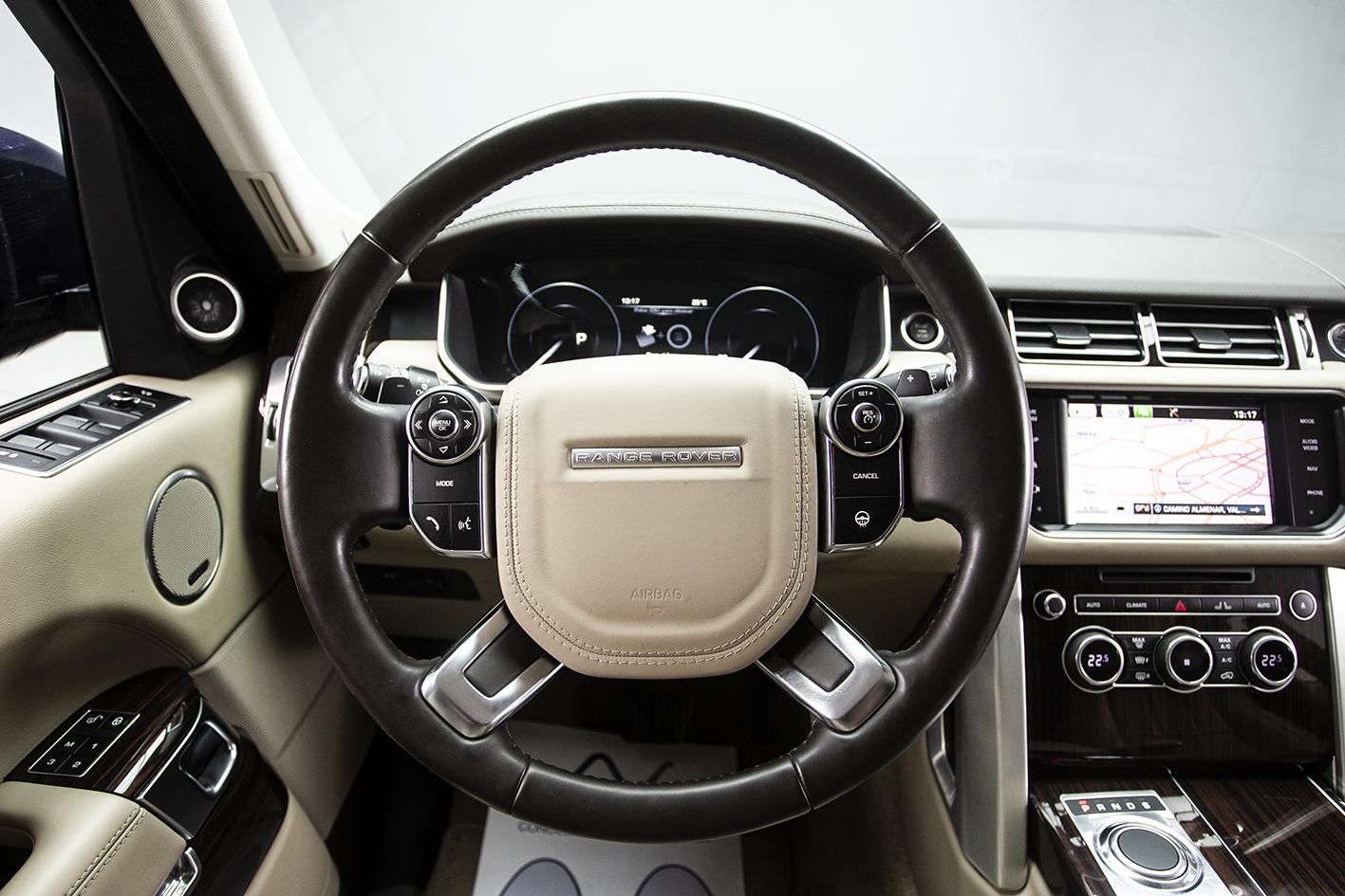 Land Rover / Range Rover Vogue 3.0 Tdv62014