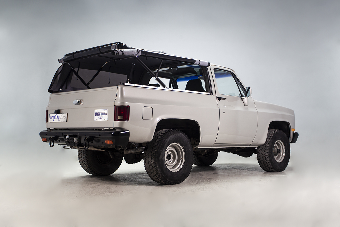 Chevrolet / K5 Blazer M1009