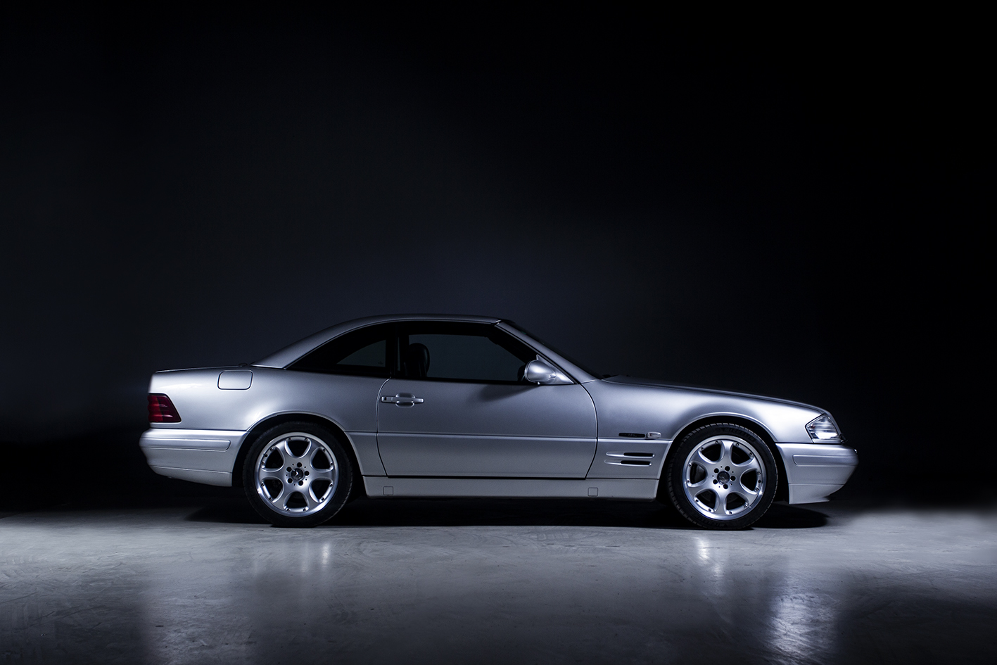 Mercedes-Benz / SL 500  