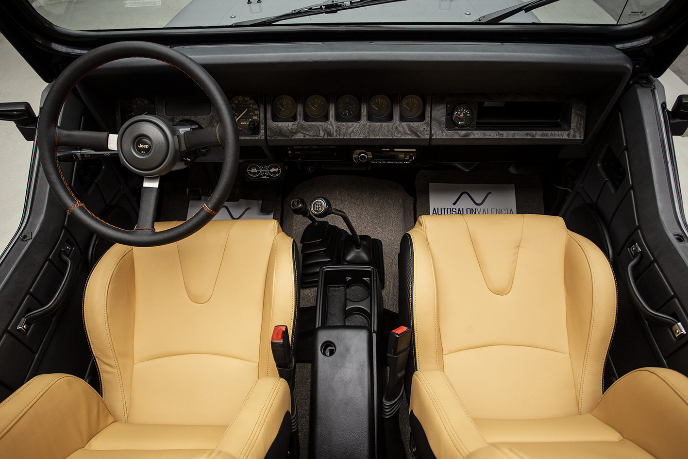 Jeep / Wrangler 2.5 Soft Top YJ