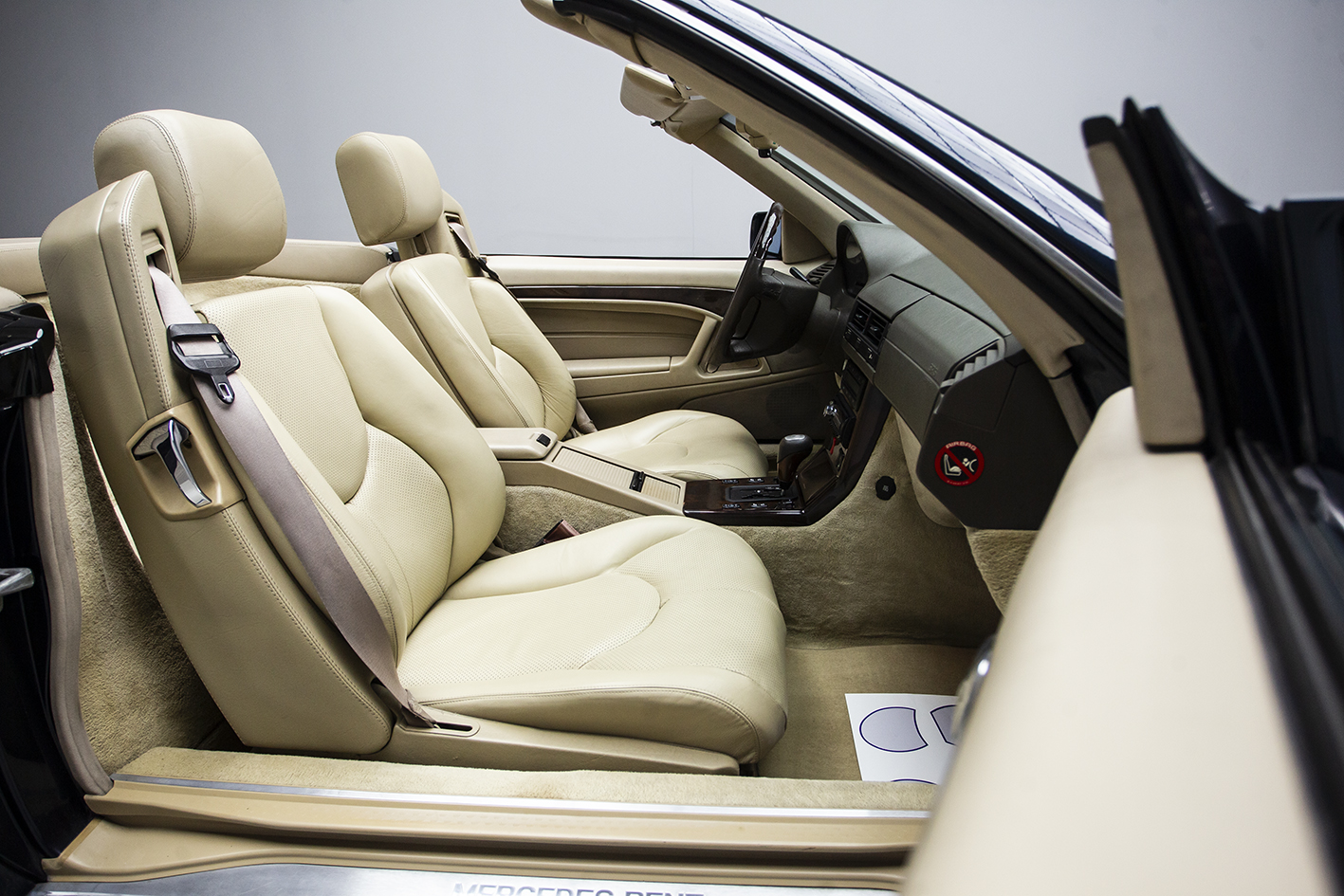 Mercedes-Benz / SL 320 (R129)