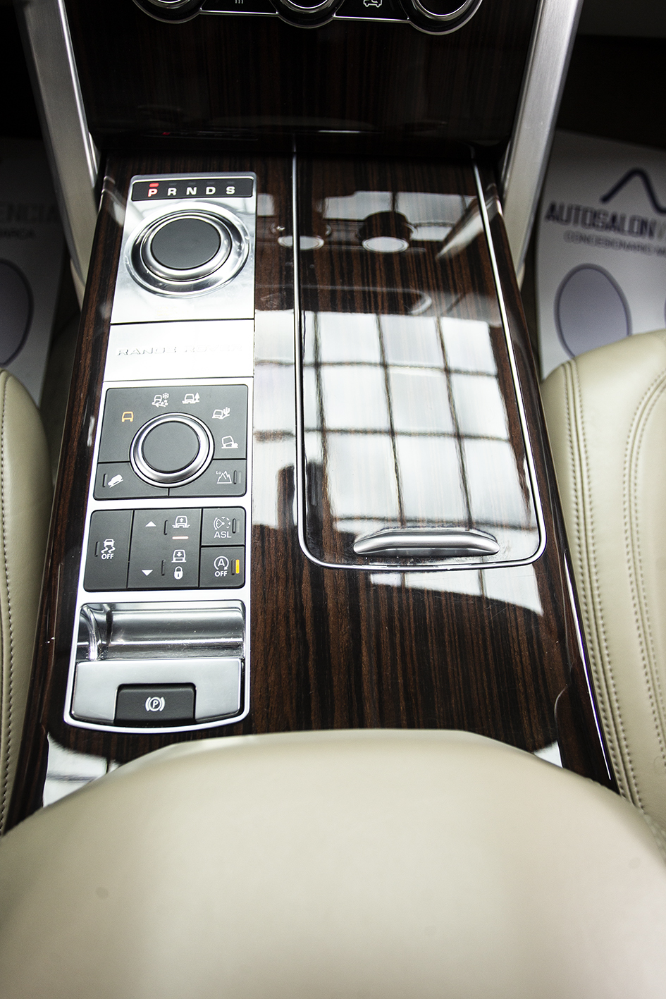 Land Rover / Range Rover Vogue 3.0 Tdv62014