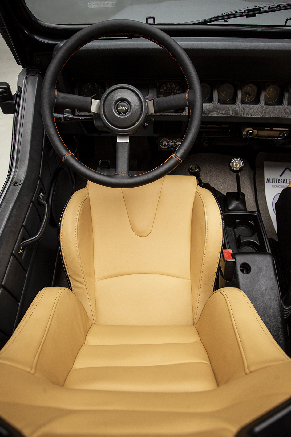 Jeep / Wrangler 2.5 Soft Top YJ