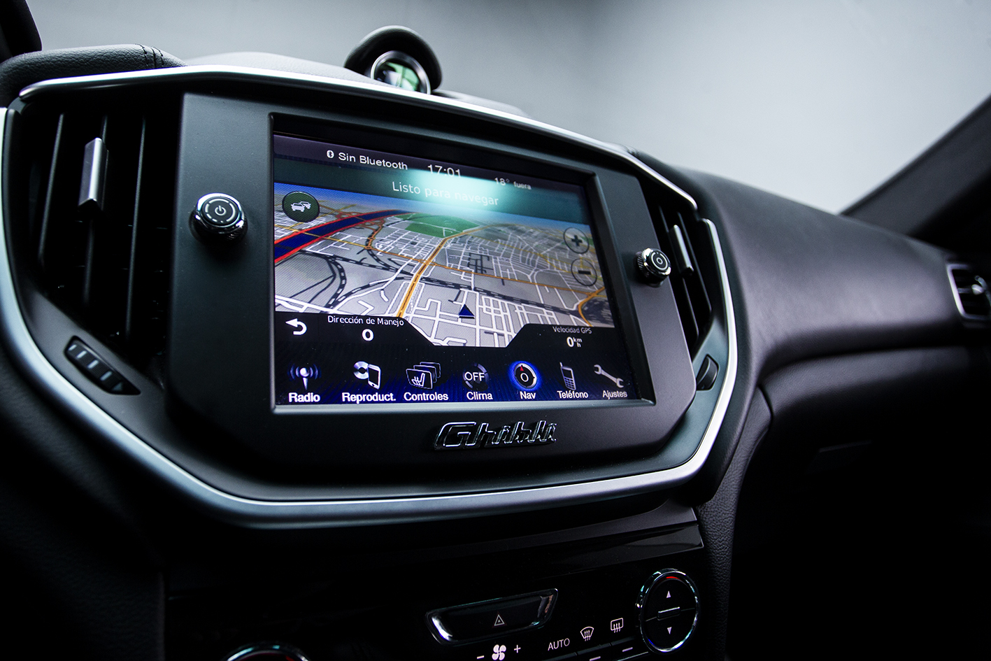 Maserati / Ghibli 3-0 v6 ds