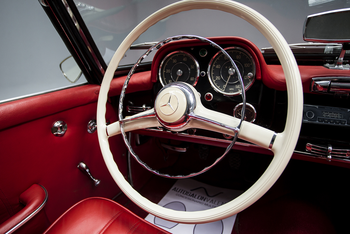 Mercedes-Benz / 190 SL