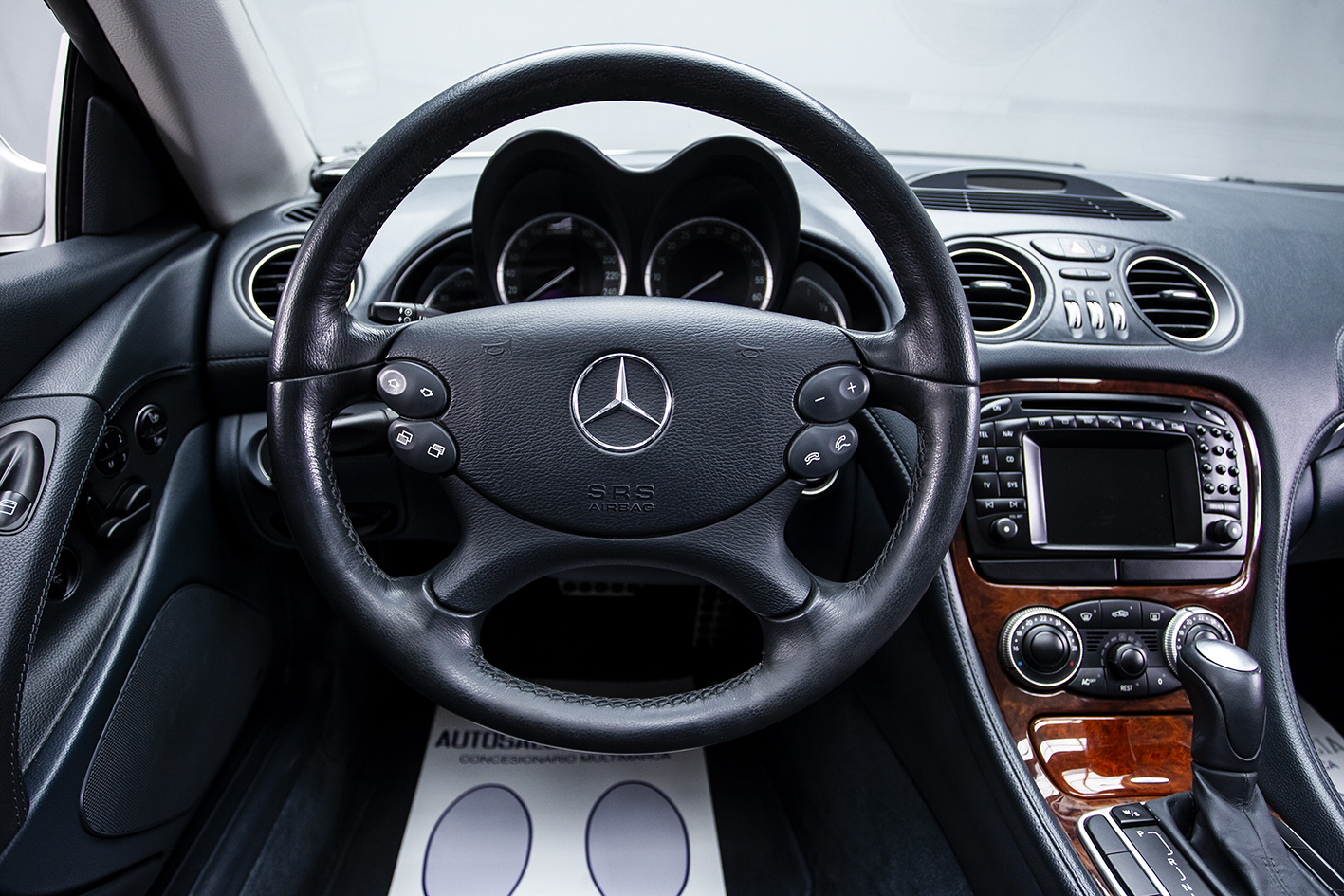 Mercedes-Benz / SL 500 W230