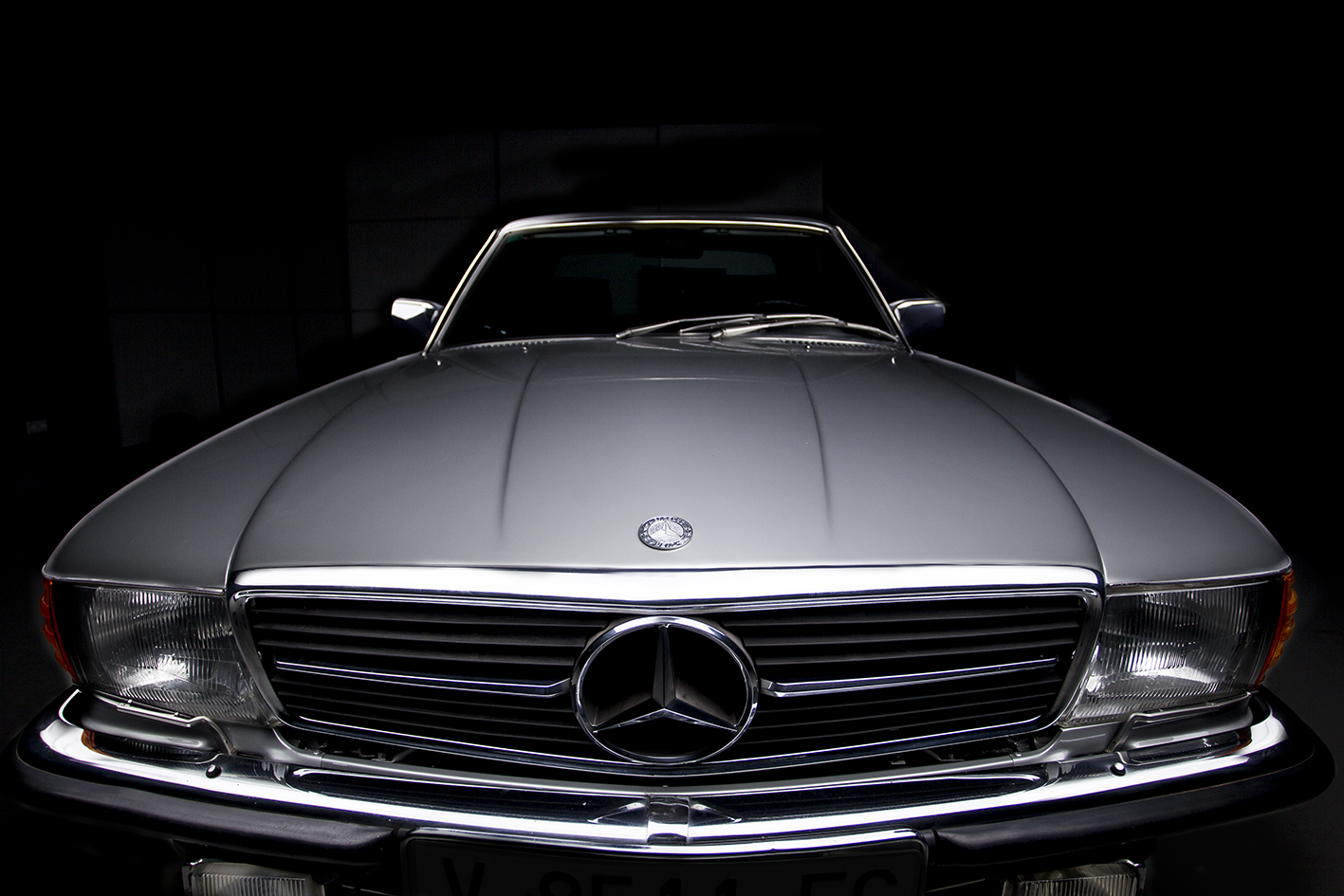 Mercedes-Benz / SLC 500 (w107)