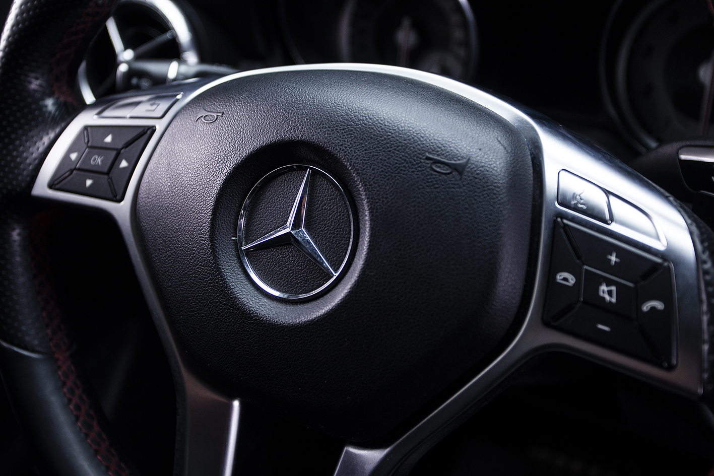 Mercedes-Benz / CLA 250 AMG