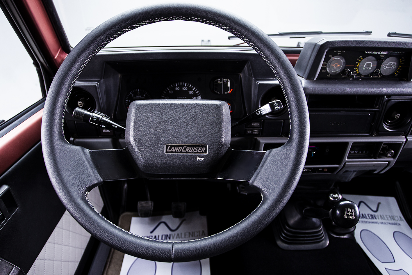 Toyota / Land Cruiser BJ 73