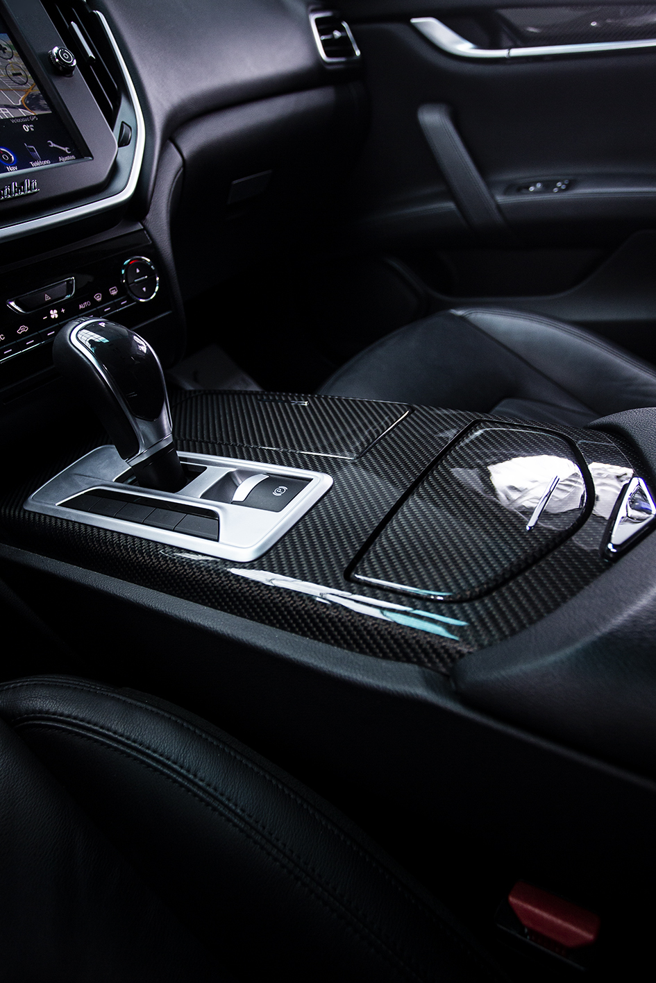 Maserati / Ghibli 3-0 v6 ds