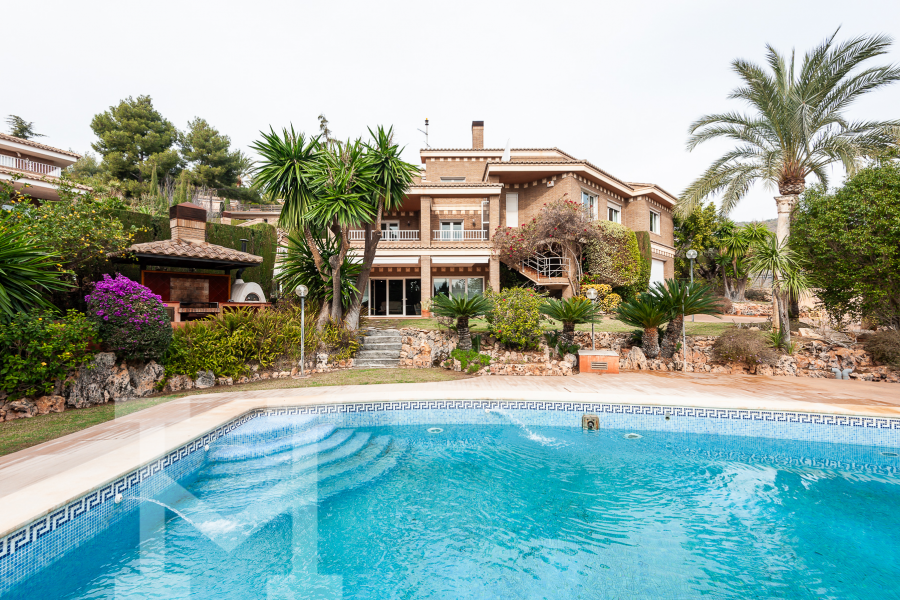 2405-Monasterios-Paseo Porta Coeli_7-010+marca