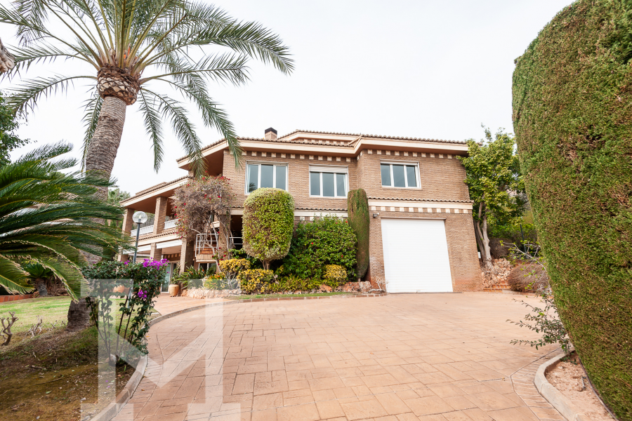 2405-Monasterios-Paseo Porta Coeli_7-021+marca