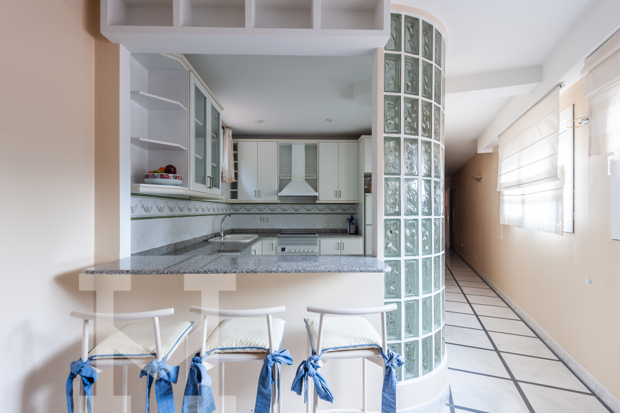 2405-Monasterios-Paseo Porta Coeli_7-290+marca