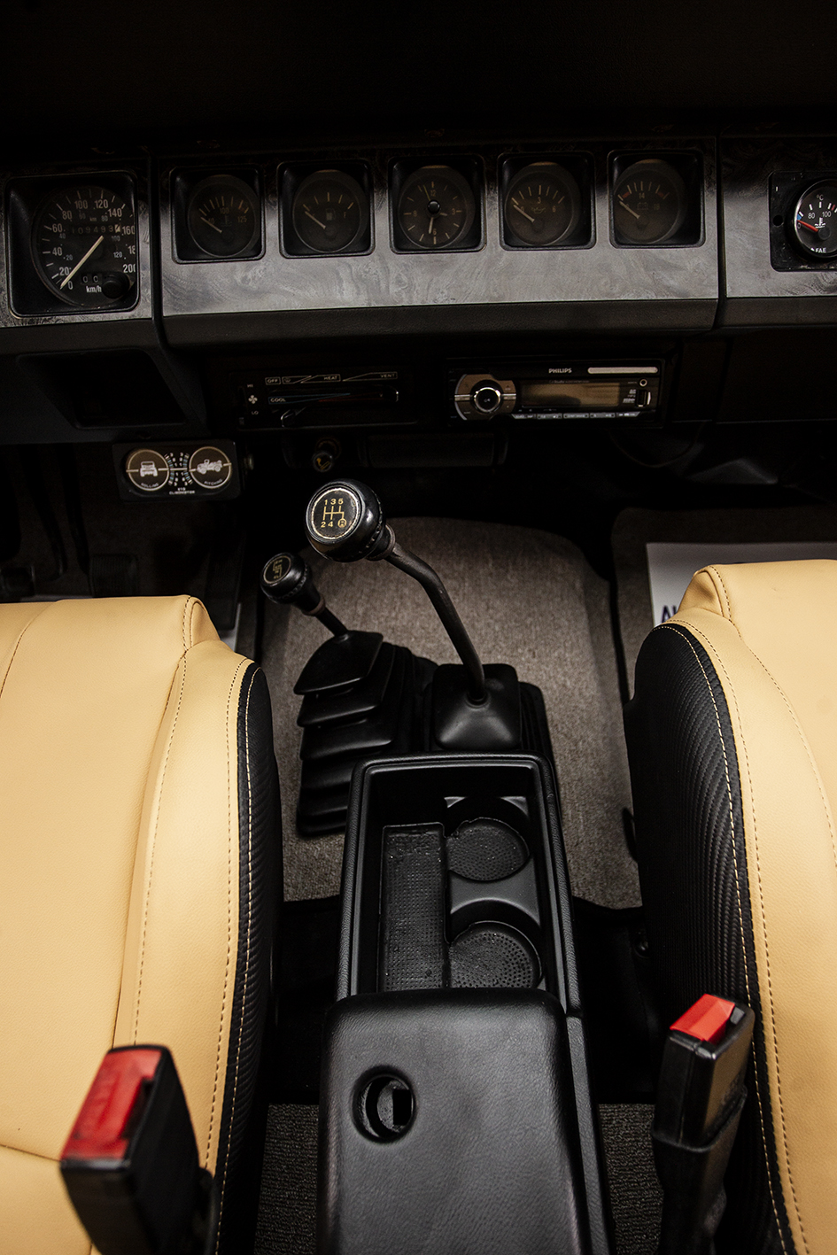 Jeep / Wrangler 2.5 Soft Top YJ