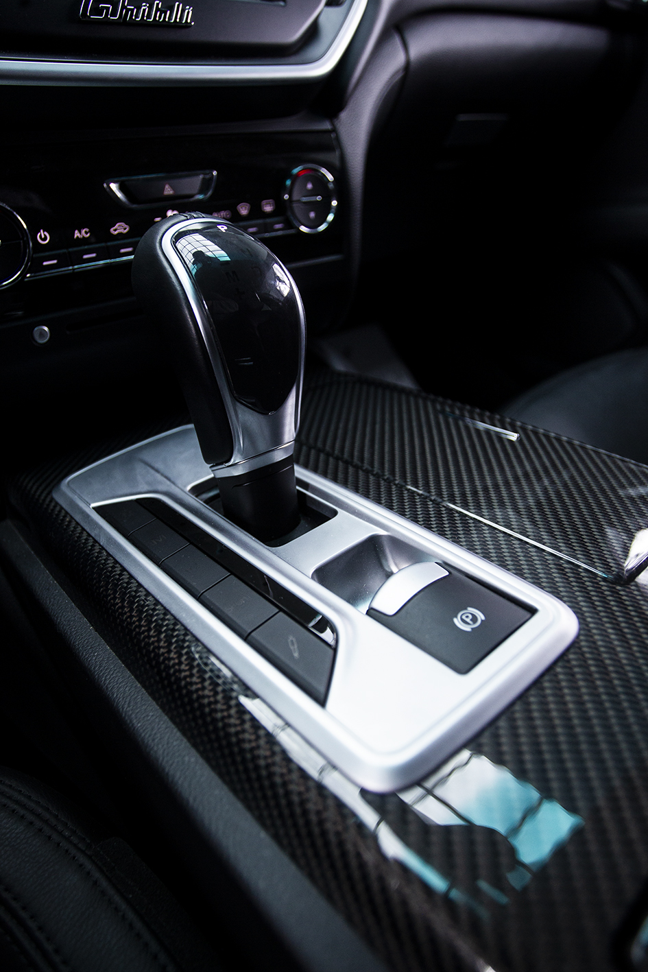 Maserati / Ghibli 3-0 v6 ds