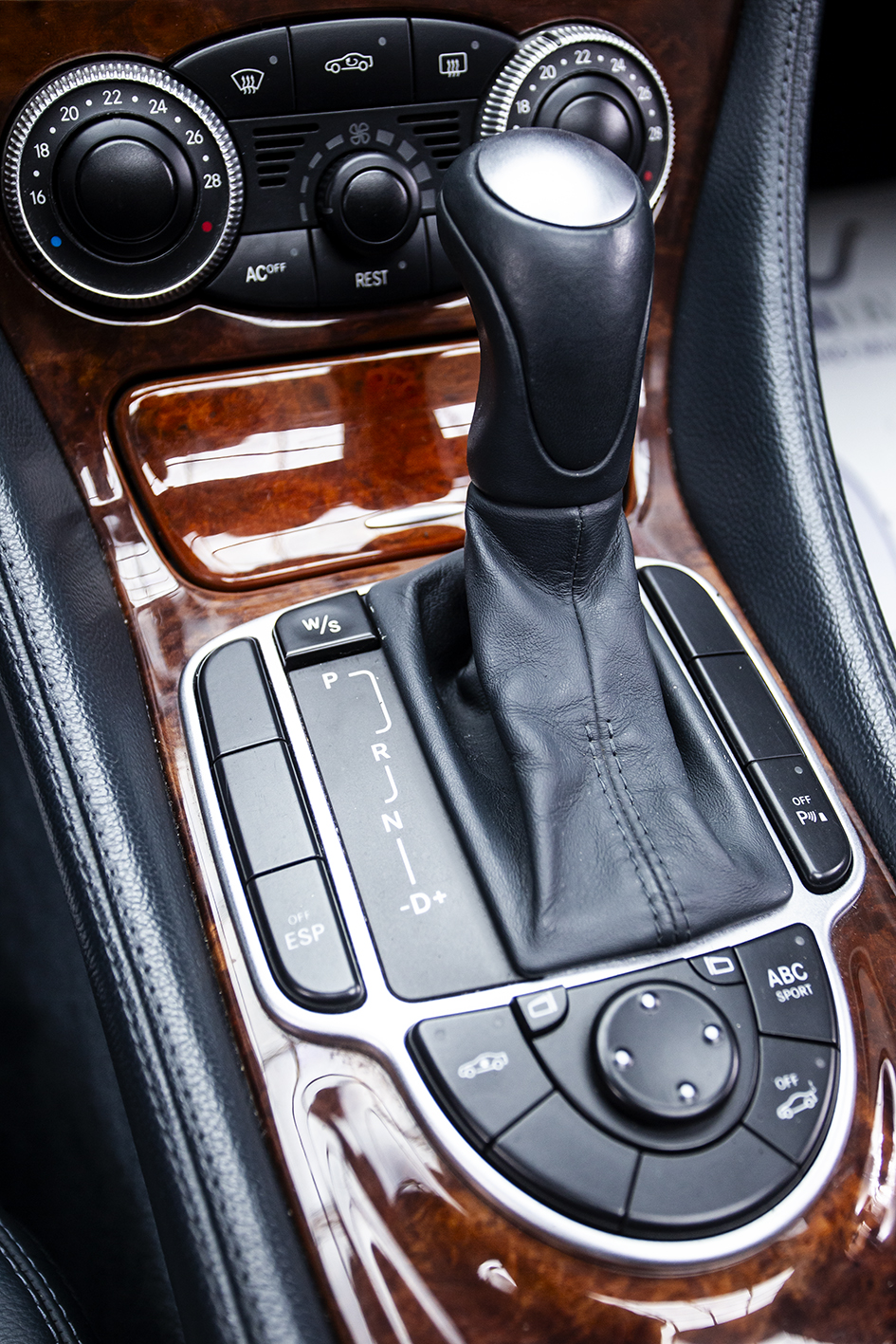 Mercedes-Benz / SL 500 W230