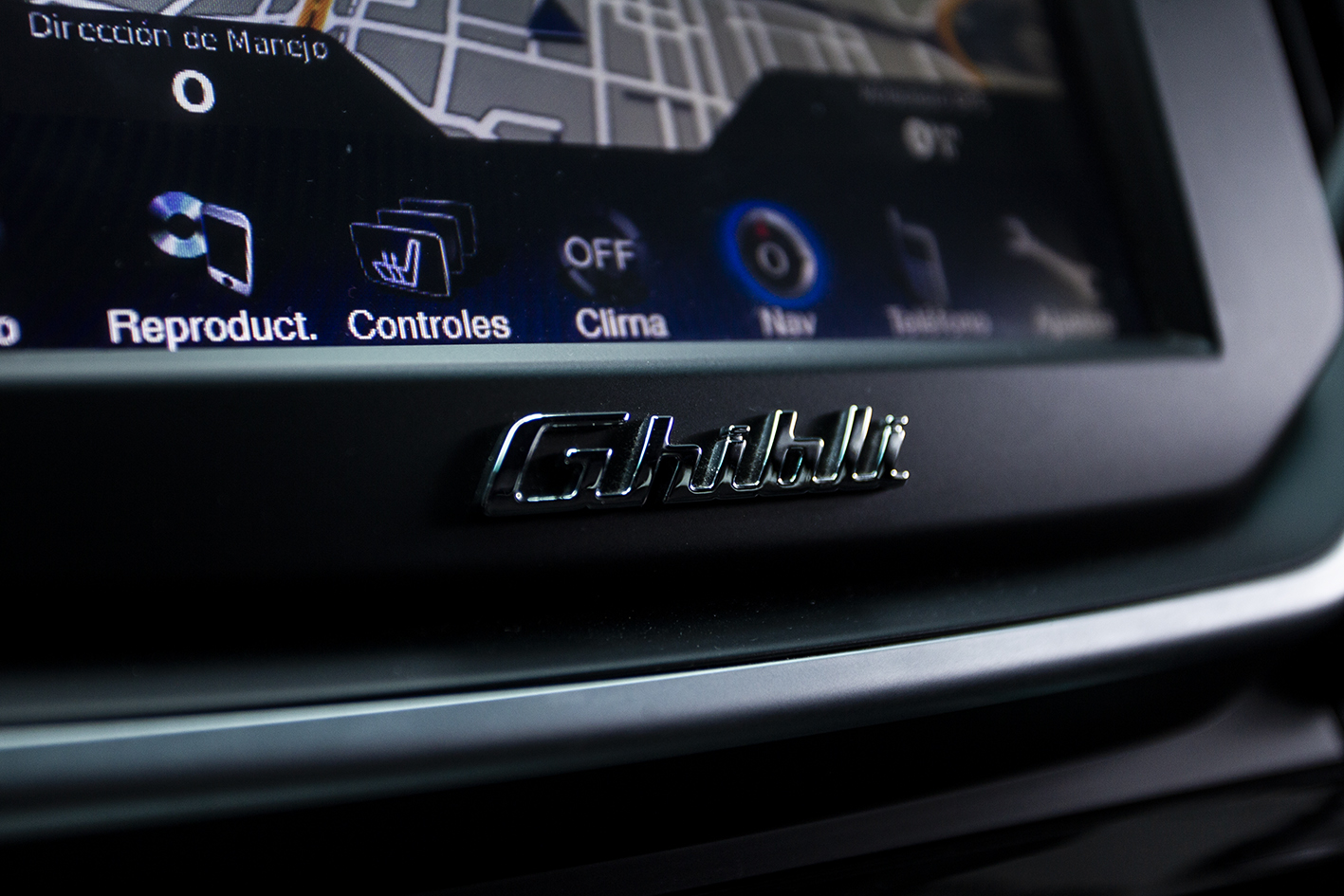 Maserati / Ghibli 3-0 v6 ds