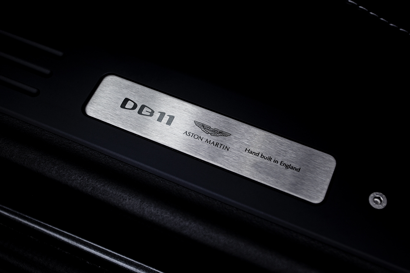 Aston Martin / DB11 4.0 V8