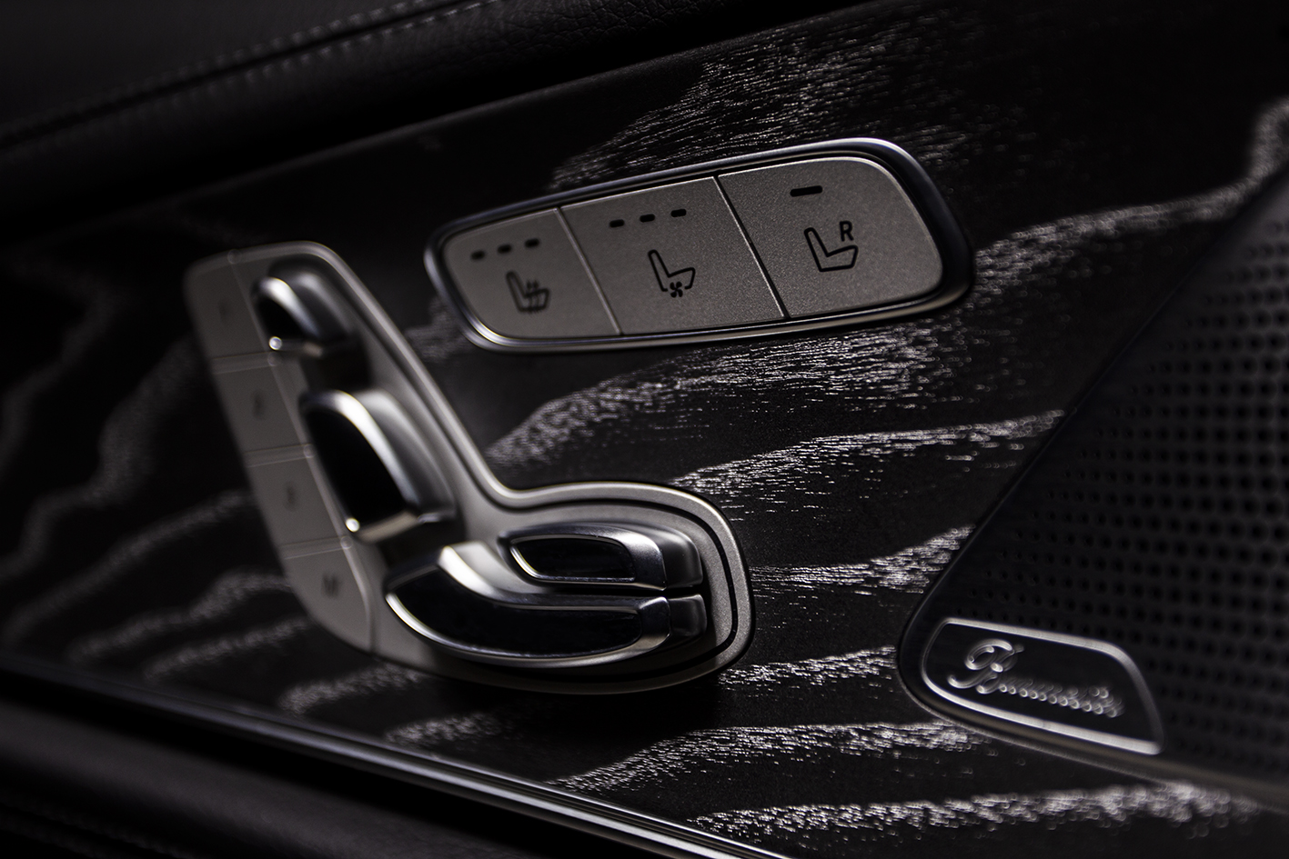 Mercedes-Benz / CLS 350 4Matic