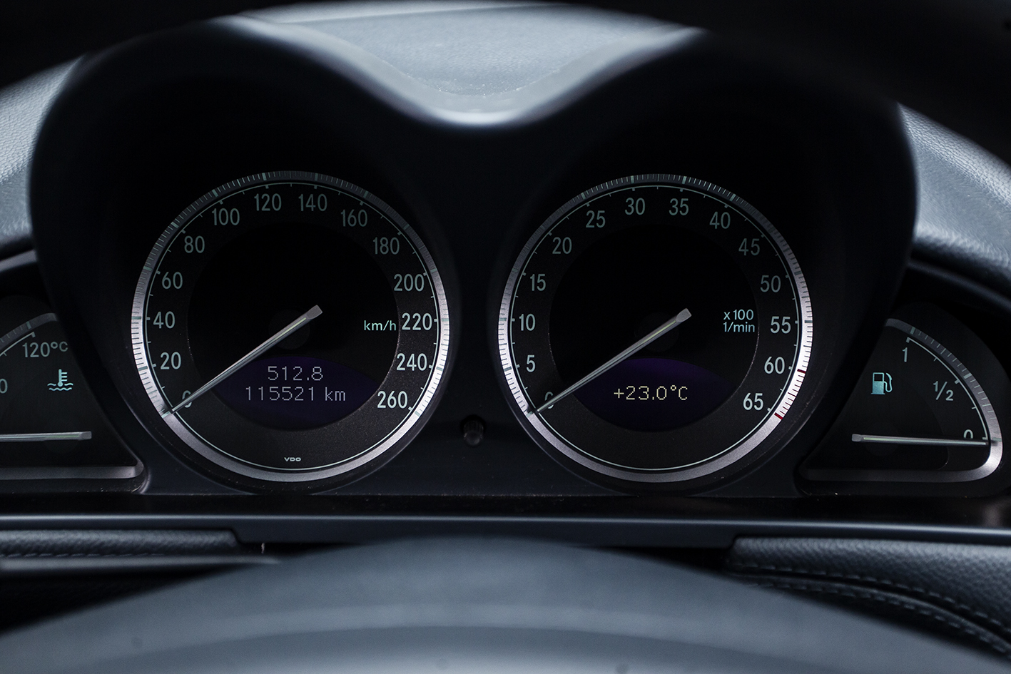 Mercedes-Benz / SL 500 W230