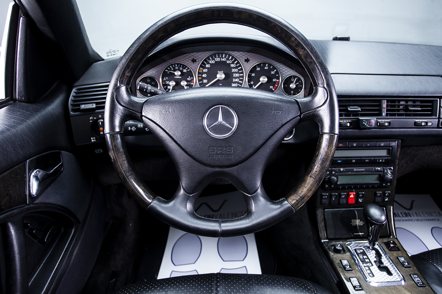 Mercedes-Benz / SL 500  