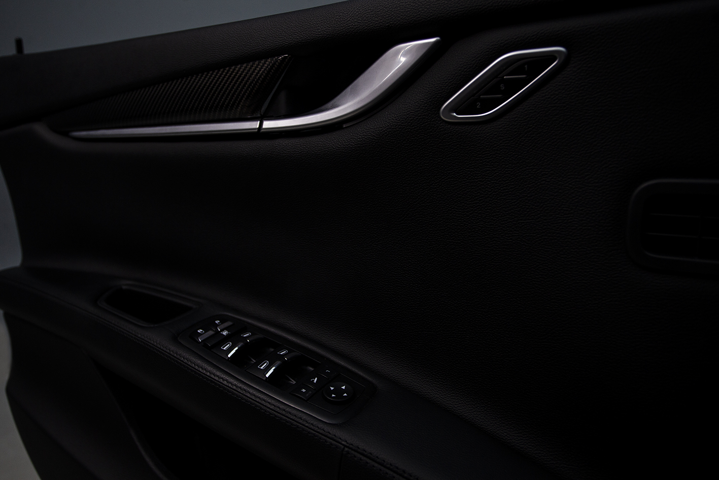 Maserati / Ghibli 3-0 v6 ds