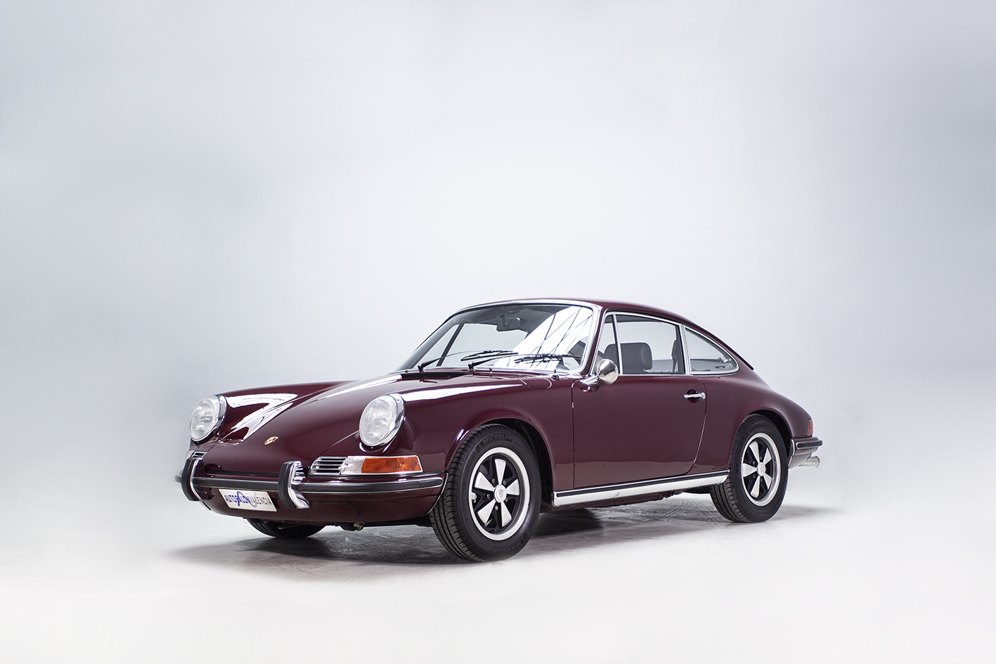 Porsche / 911 E 2.2