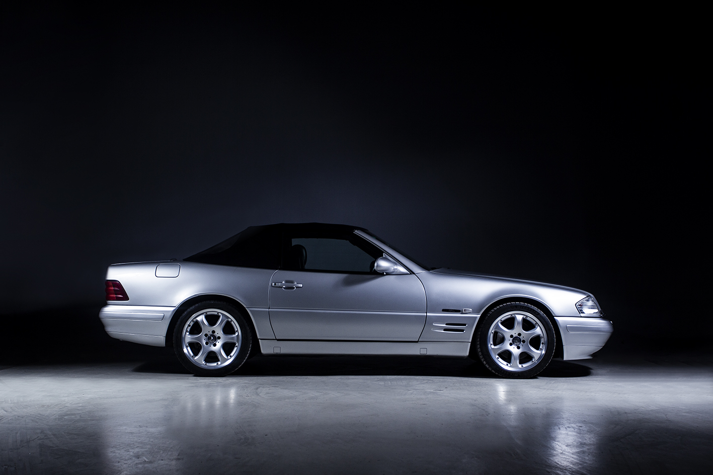 Mercedes-Benz / SL 500  