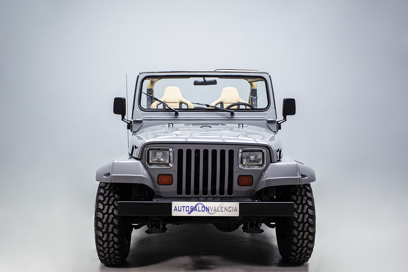 Jeep / Wrangler 2.5 Soft Top YJ