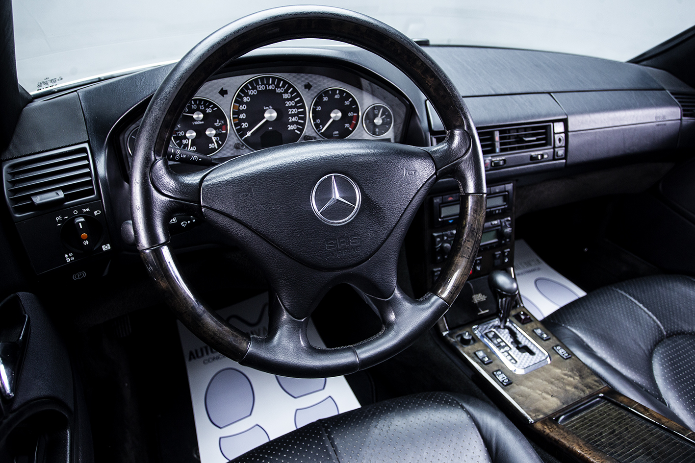 Mercedes-Benz / SL 500  