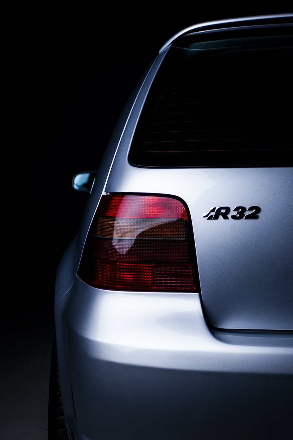 Volkswagen / Golf R32