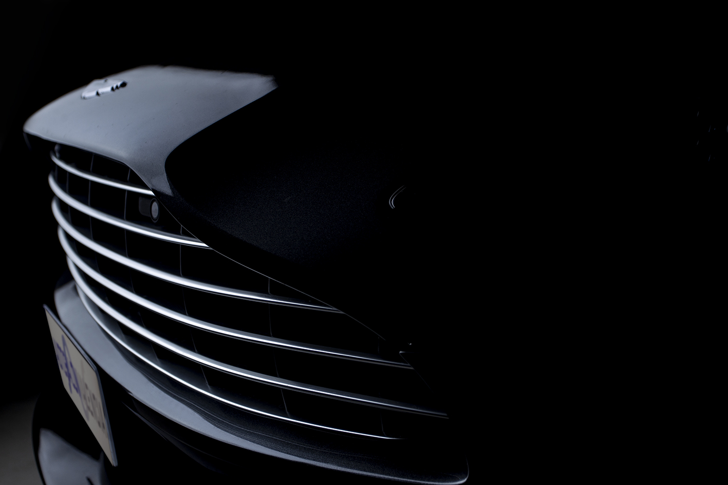 Aston Martin / DB11 4.0 V8