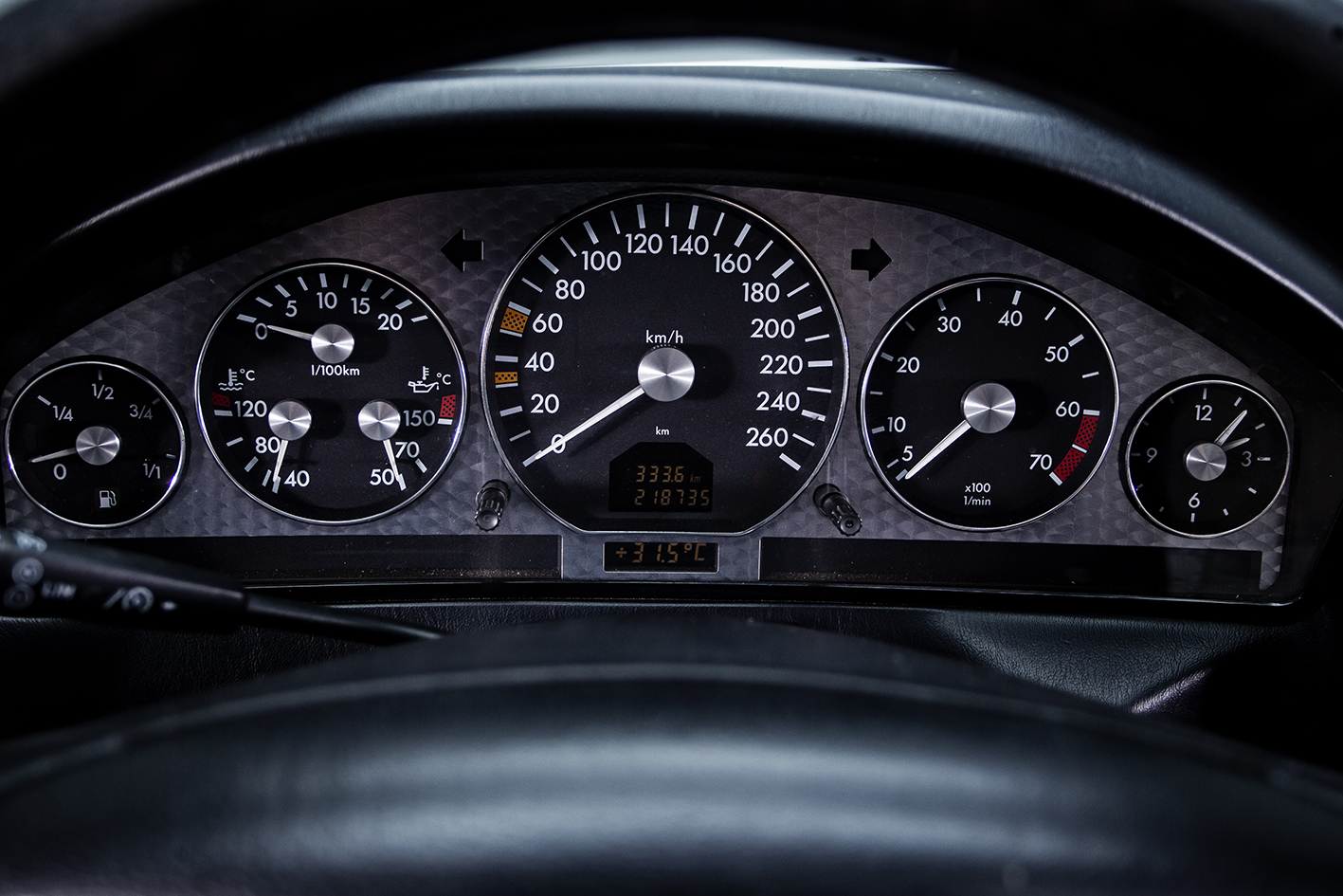 Mercedes-Benz / SL 500  