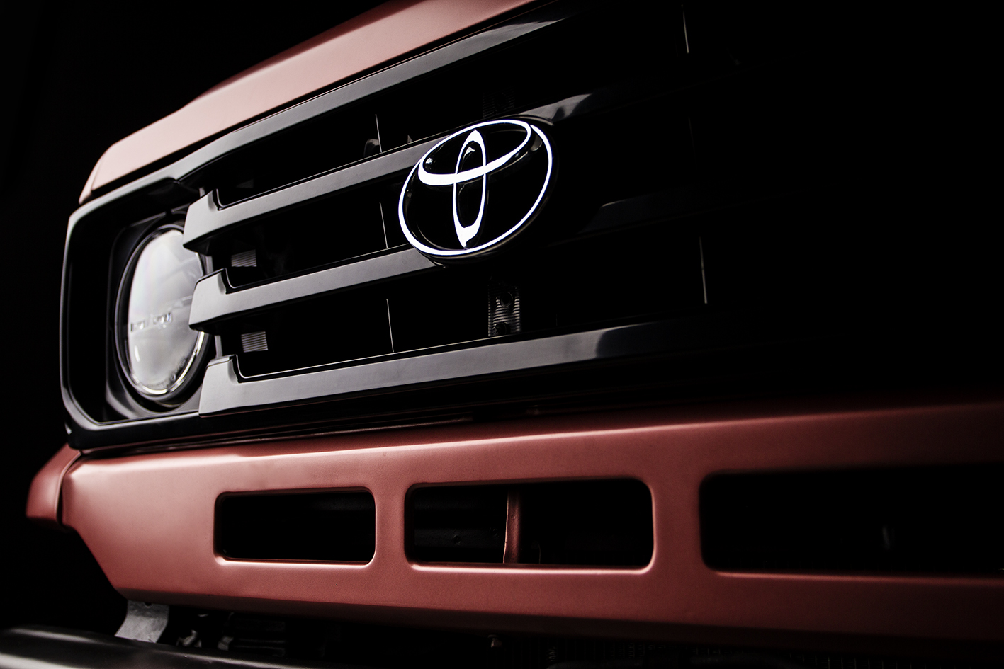 Toyota / Land Cruiser BJ 73