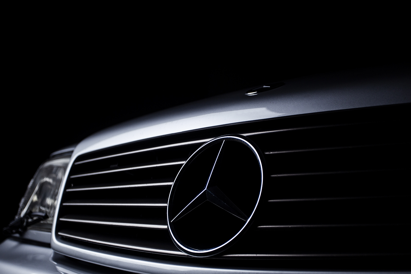 Mercedes-Benz / SL 500  