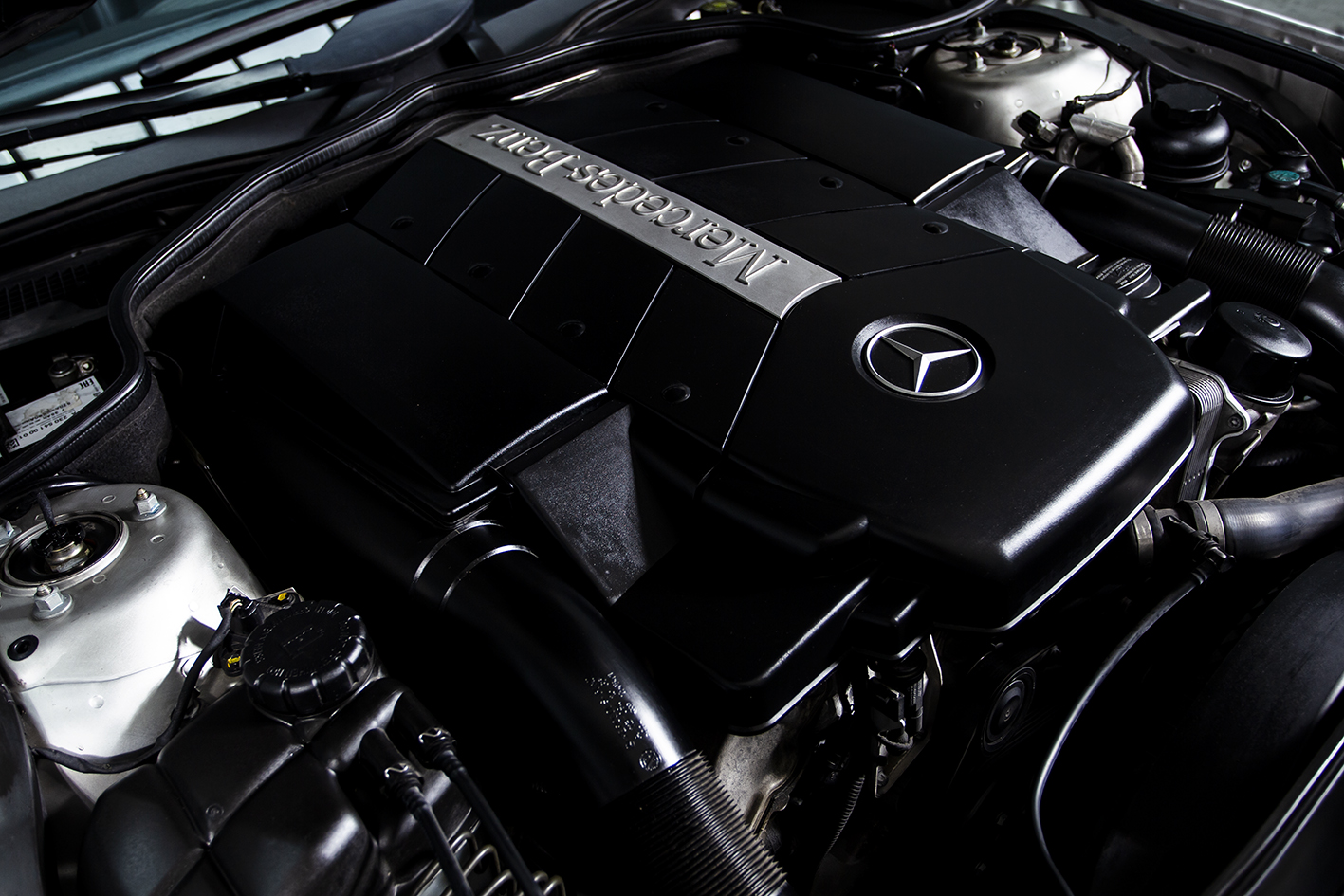Mercedes-Benz / SL 500 W230