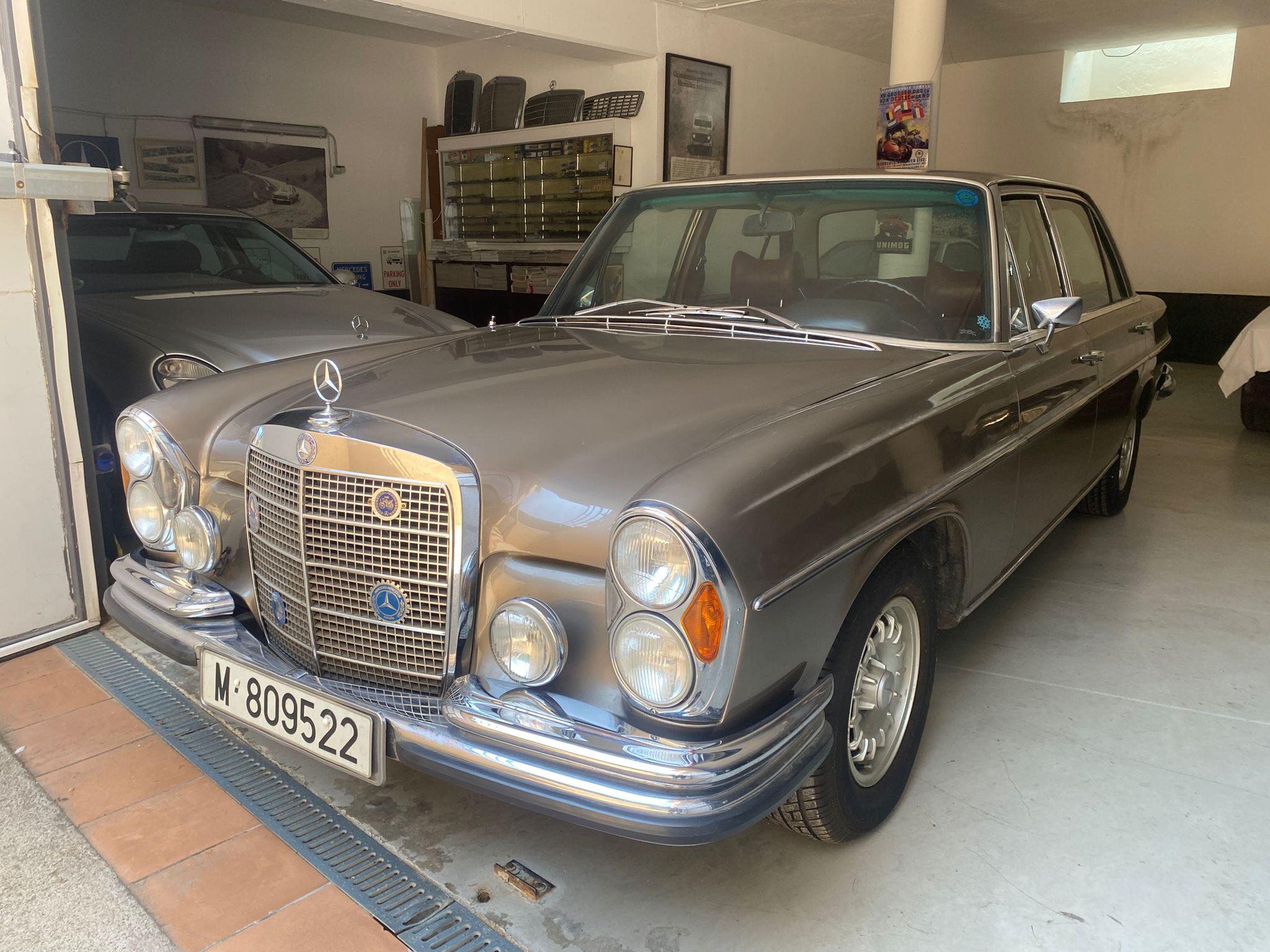 Mercedes-Benz / 300 SEL 3.5