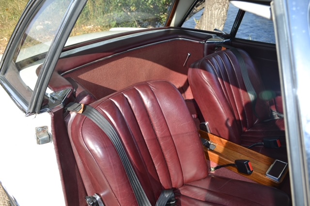 Mercedes-Benz / 280 SL (PAGODA)