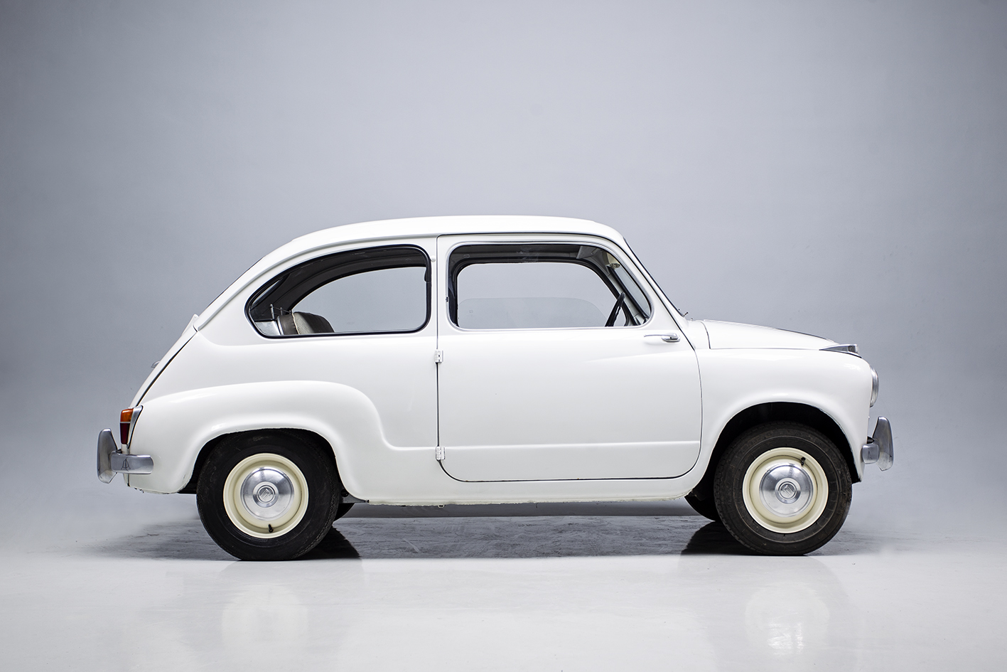 Seat / 600 Primera serie