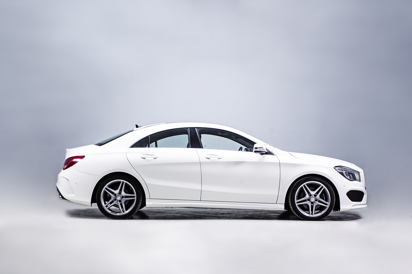 Mercedes-Benz / CLA 250 AMG